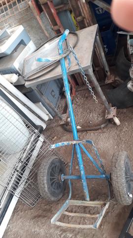 Carrinho para transporte de oxigênio