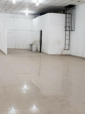 Alugo Galpão com área total de 1.200,00 m2, St. Vila Rosa na Av. Rio Verde - Foto 8