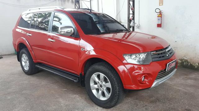 PAJERO DAKAR HPE 3.2 2012/2012 4X4 DIESEL AUT. 7lug. - Foto 4