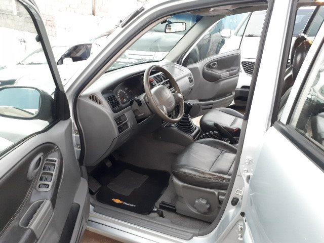 Tracker 4X4 2009 - Ipva pago, Completo, Teto Solar, Pneus novos, Multimídia - Foto 9