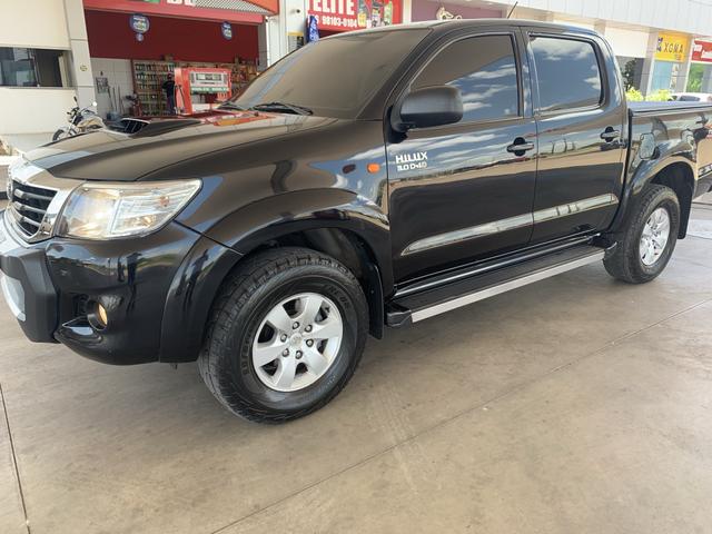 Vende-se HILUX automática - Foto 5