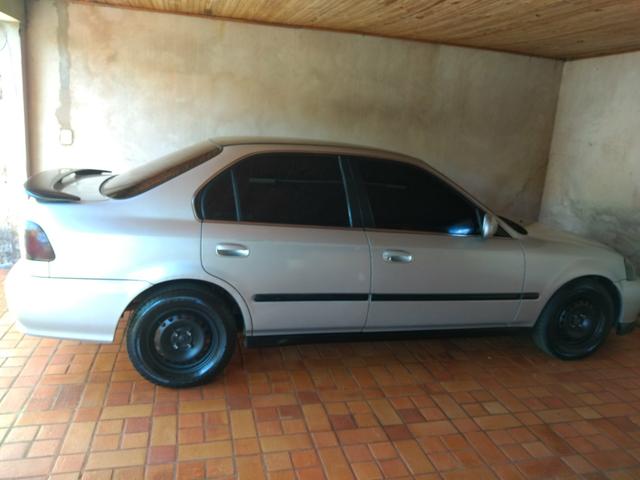 Honda Civic lx 1.6 automático