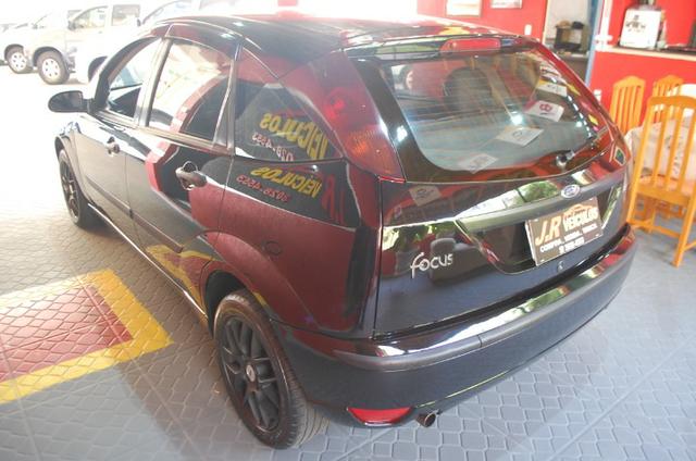 Focus 1.6 2006! Completo! Jogos de roda TSW! R$ 16.800,00 - Foto 3