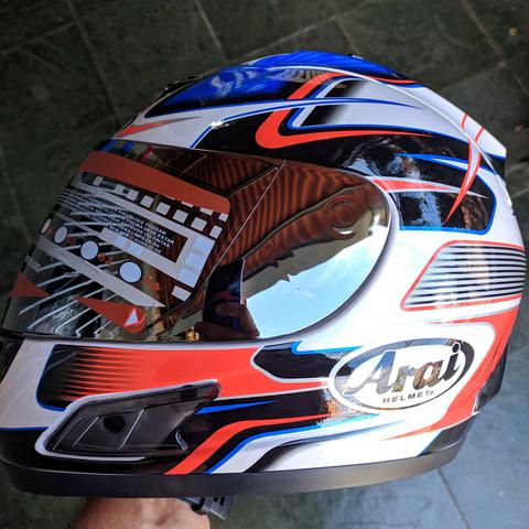 Capacete Arai