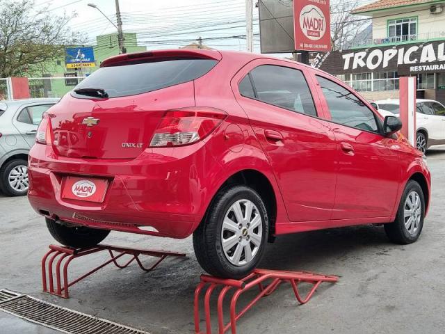 Chevrolet ONIX HATCH LT 1.0 8V - Foto 4
