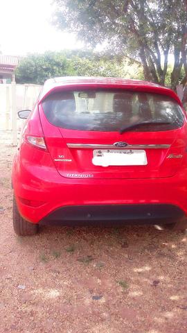 Vende - se Ford Fiesta Titaniun 1.6 - Foto 2