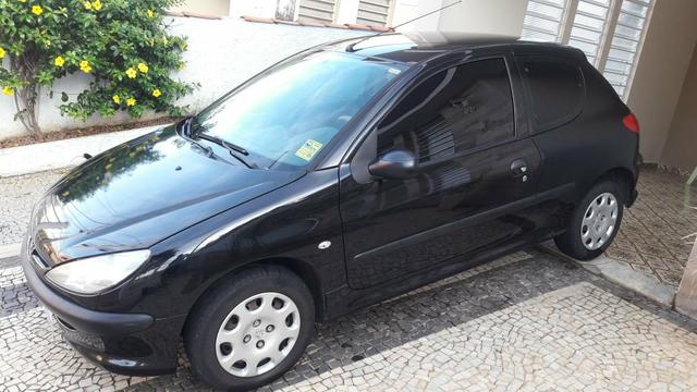 Peugeot 206 1.4 Hatch Sensation 1.4 8V (Flex) 2008 - Foto 2