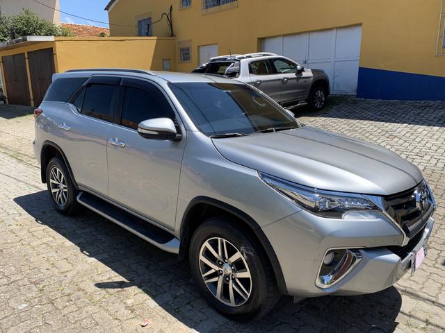 Hilux sw4