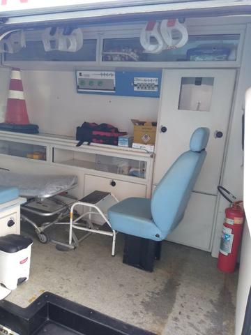 Ambulância - Foto 5