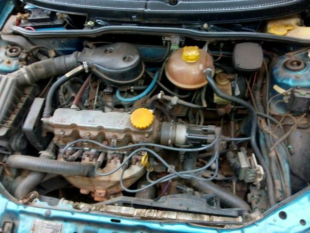 Vendo corsa 96 1.4 vidro trava alarme e conta corente carri todo em dias - Foto 3