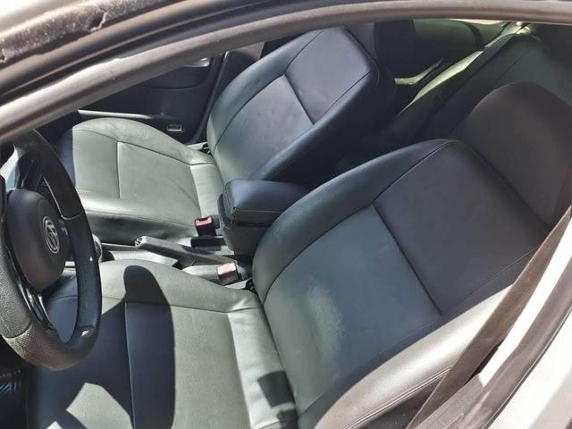 Golf 1.6 - Foto 2
