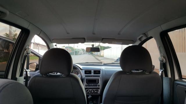 Modelo novo Fox2015 2016 1.0 mpi Flex 12v.confortline 23.500 km - Foto 8