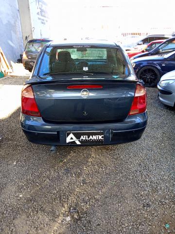 Corsa sedan Premium 1.4 - Foto 6