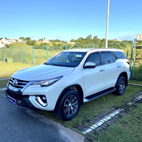 Hilux Sw4 2.8 Srx Diesel 4x4 7 Lugares - 2018 - Foto 3