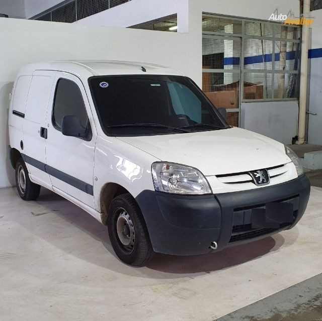 Partiner 2018 furgao 1.6 flex completissima de fabrica com porta lateral - Foto 4