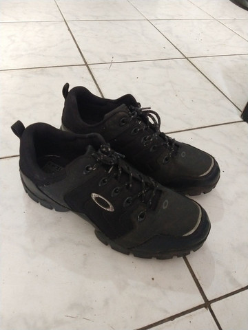 botinha oakley halftrack