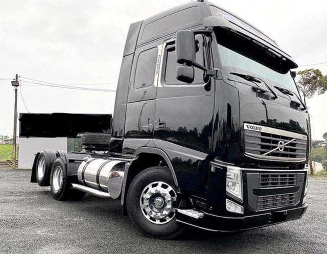 VOLVO FH 440 ANO 2010