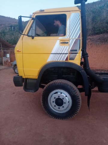 CAMINHÃO 12-140 VW