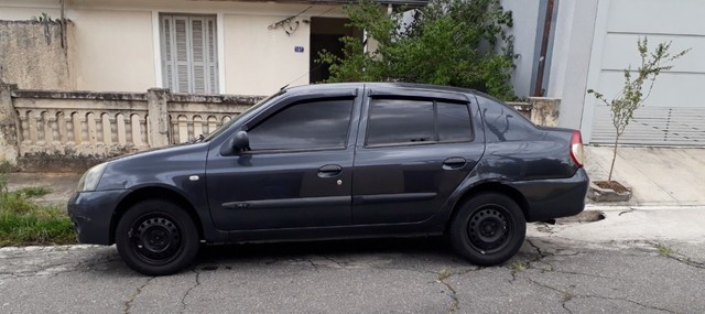 CLIO SEDAN 2007