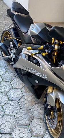YAMAHA R6 SÉRIE ESPECIAL