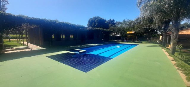 Locação de Chácara em Poá: Campo de Futebol, Piscina Aquecida