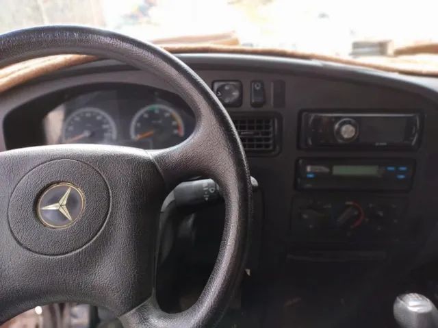 Mb Accelo 815 Ano 2012 Com Baú De 6,20m - Foto 5