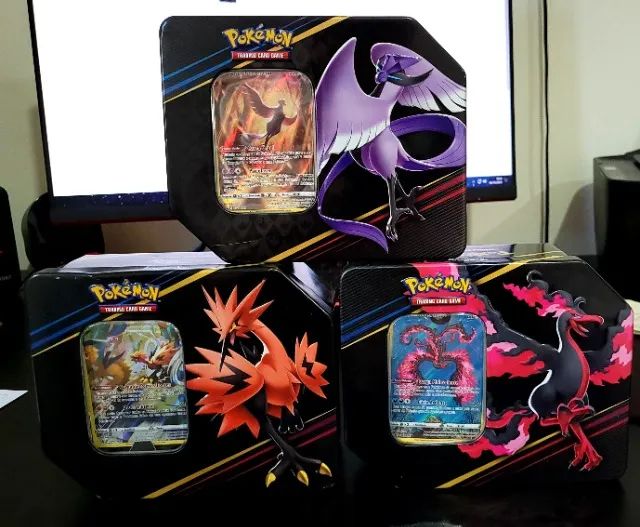 Lata Realeza Absoluta - Moltres de Galar, Busca de Produtos e Acessórios