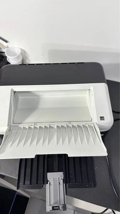 Impressora tonner 1 ano de uso  - Foto 2