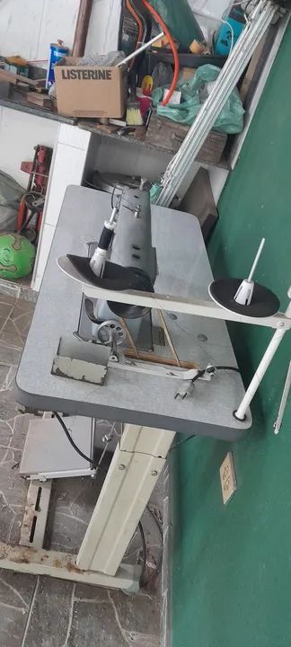 Máquina de Costura Industrial