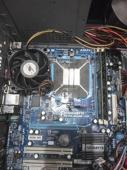 Computador Ddr2 para retirada de peças sem o processador Leia por favor!