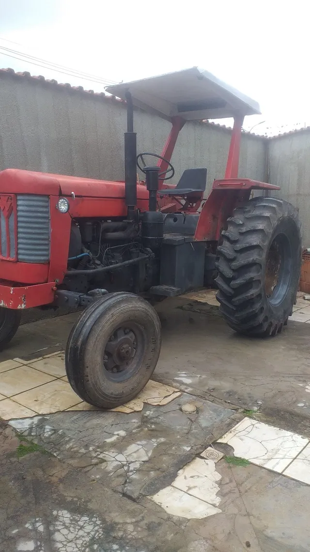 TRATOR MF 85