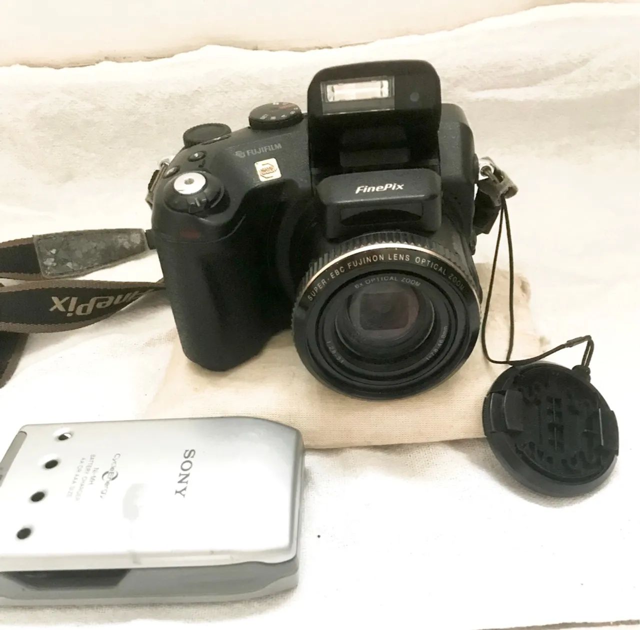 Câmera Digital Fujifilm FinePix S7000 - Foto 5