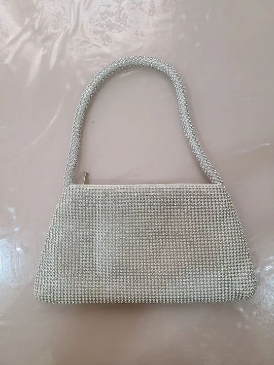 Linda Bolsa de Mão Com Strass - Foto 2