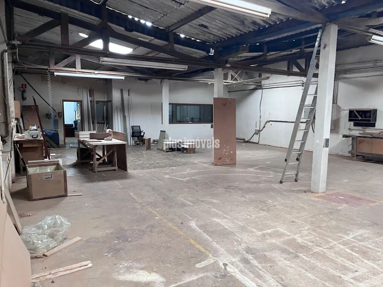 GALPÃO A 100 METROS DO METRO - CARENCIA - Foto 5