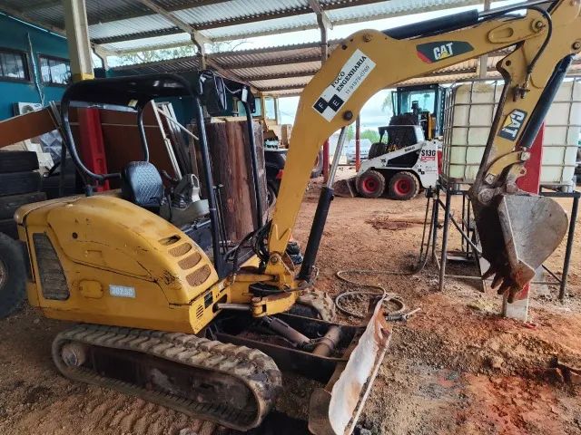 Miniescavadeira Caterpillar 302.5 revisada e operacional n case sany newholland jcb etc - Foto 4