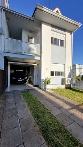 Venda de Sobrado em Caxias do Sul-RS, bairro Nossa Senhora da Saúde