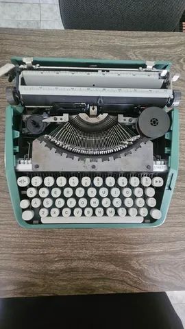 Maquina de escrever olivette 82 - Foto 3
