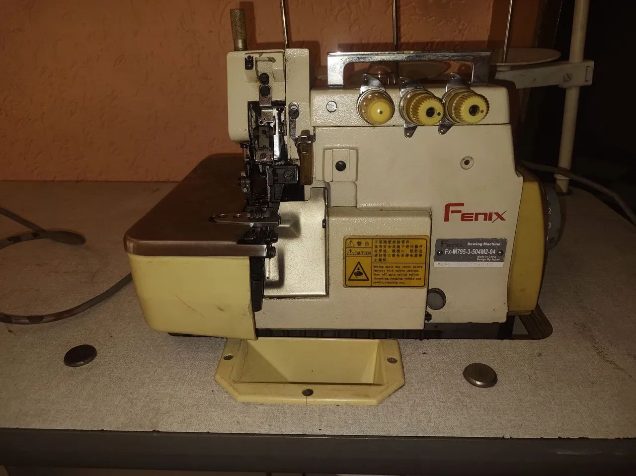 Máquina de Costura Overlock Fenix. 1.200 reais - Foto 2