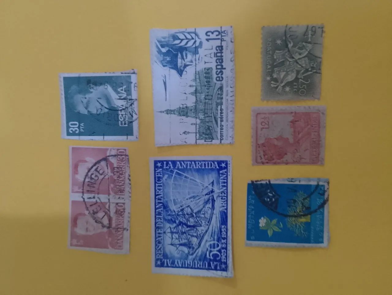 Selos antigos 64304356682370122