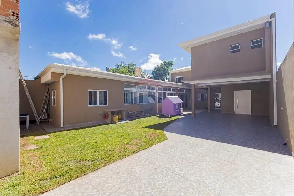 SOBRADO, 250m² .GUABIROTUBA, CURITIBA-PR