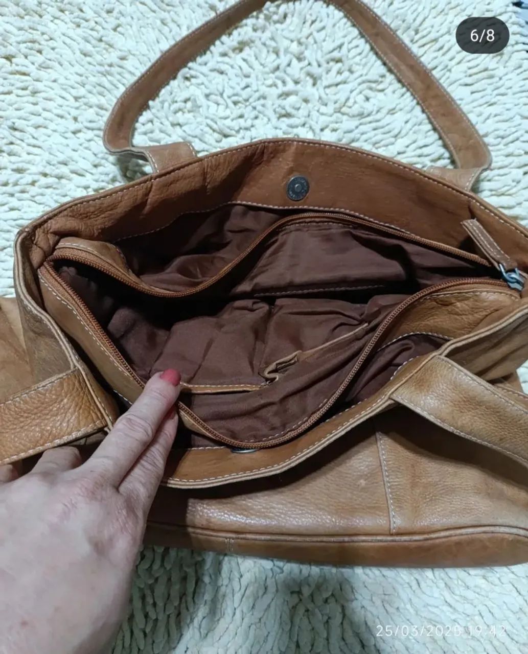 Bolsa de Ombro em Couro Marrom - Elegância e Praticidade - Foto 4