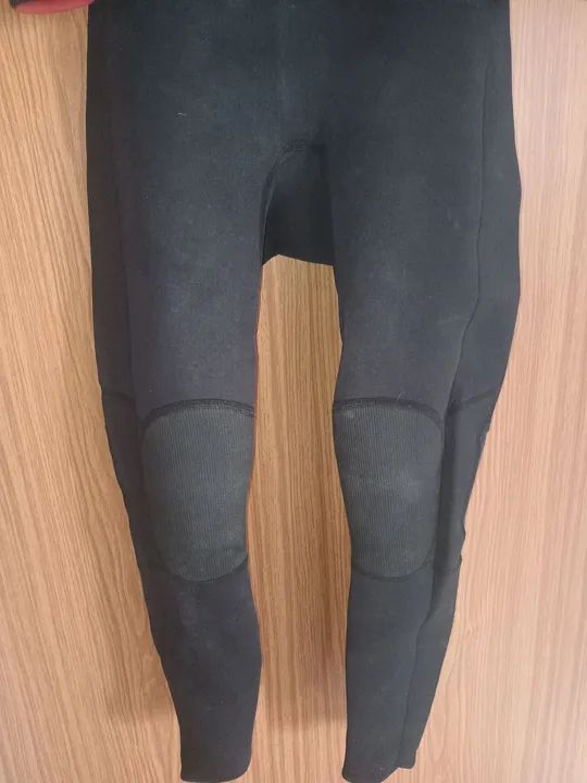 Macacão de Neoprene para Natação - Tamanho MT - Foto 2