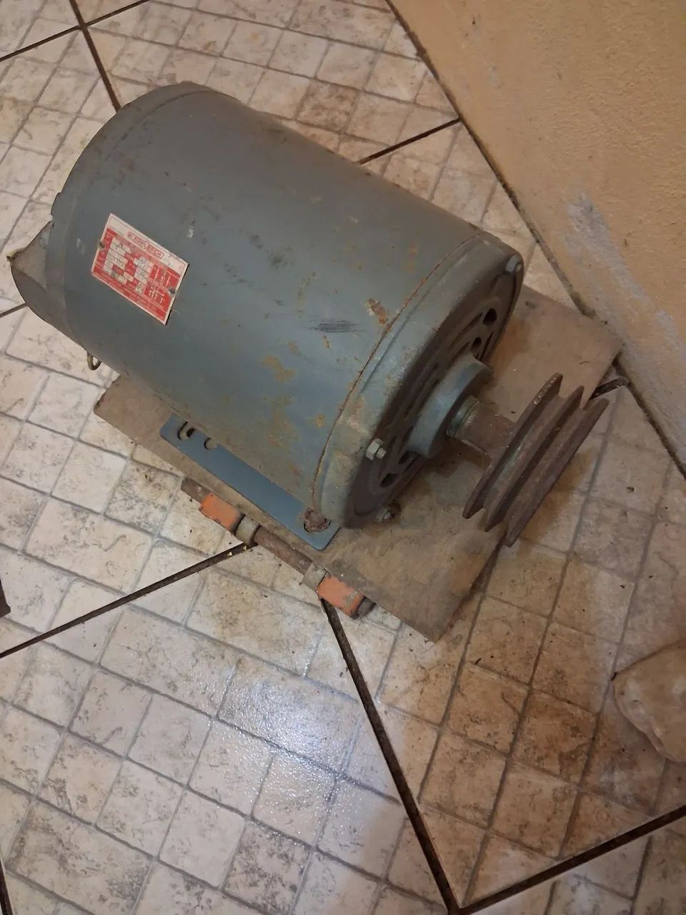 Motor trifásico kolbach 3 CV baixa rotação  - Foto 3