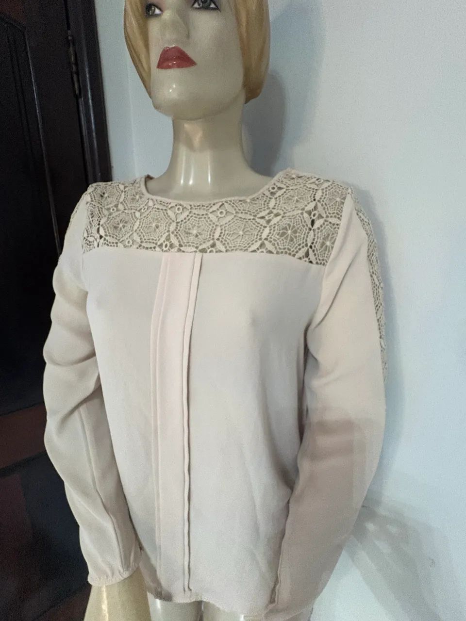 Vendo blusa feminina Zara nova  - Foto 3