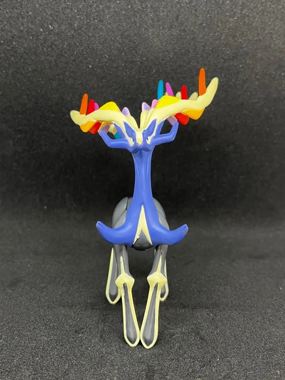 boneco pokémon xerneas da takara tomy - Foto 4