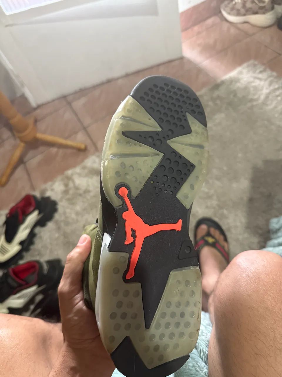 Jordan 6 verde militar  - Foto 5