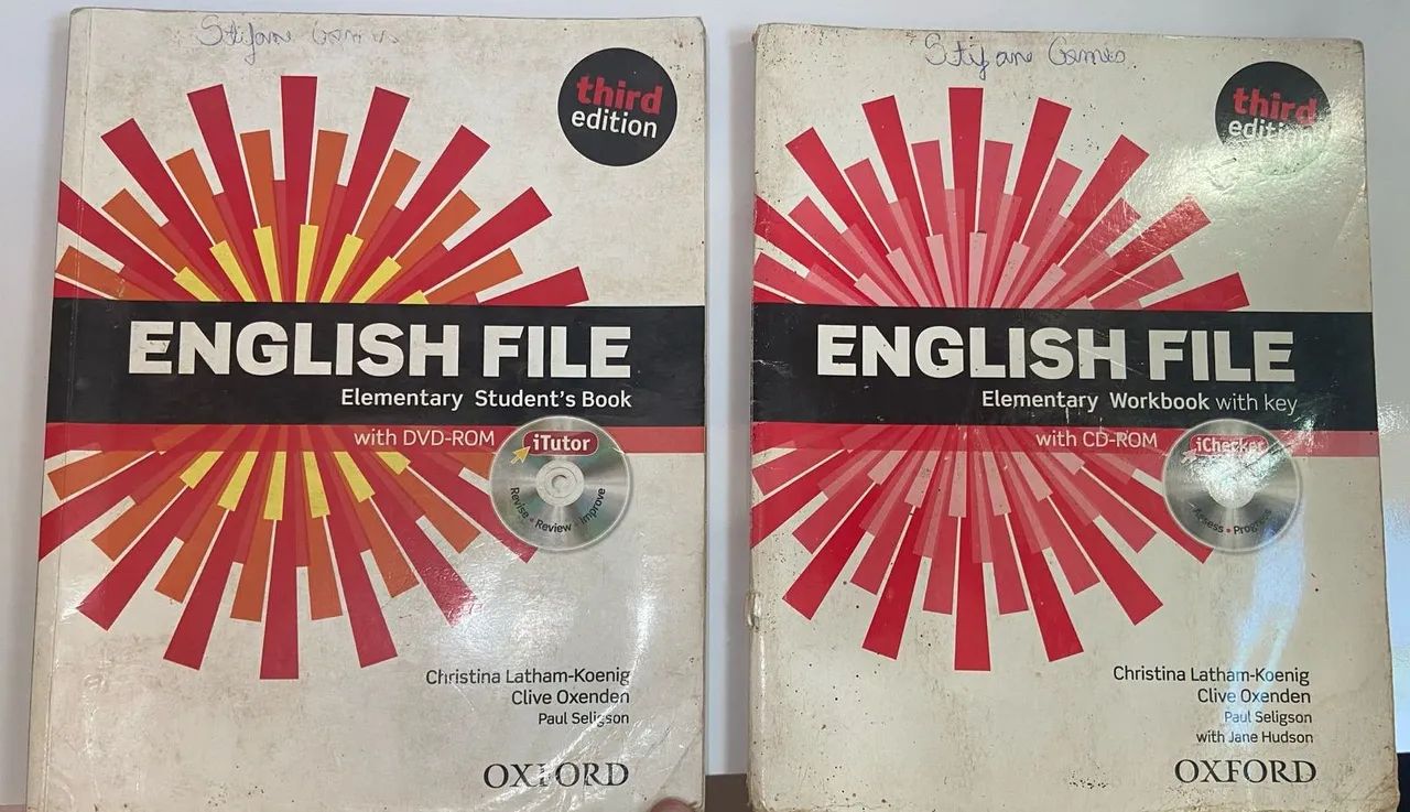 Livros de English File