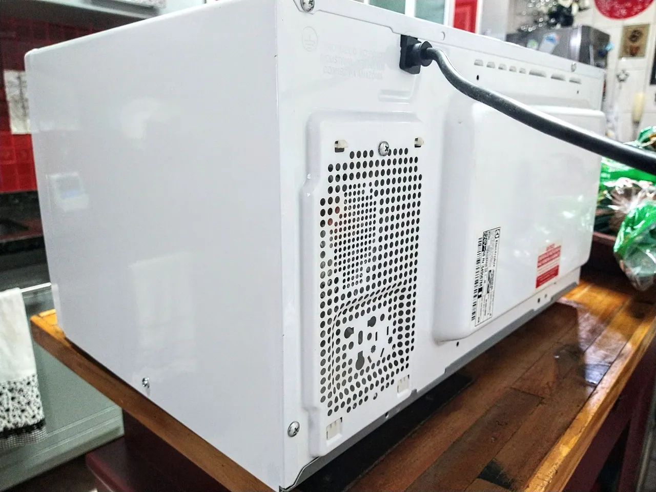 Microondas Eletrolux Meo44 - 220v - Branco - pouco uso - excelente estado de conservação - Foto 5