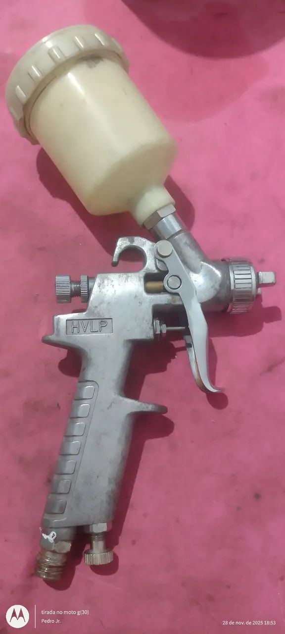 Pistola de gravidade para pinturas