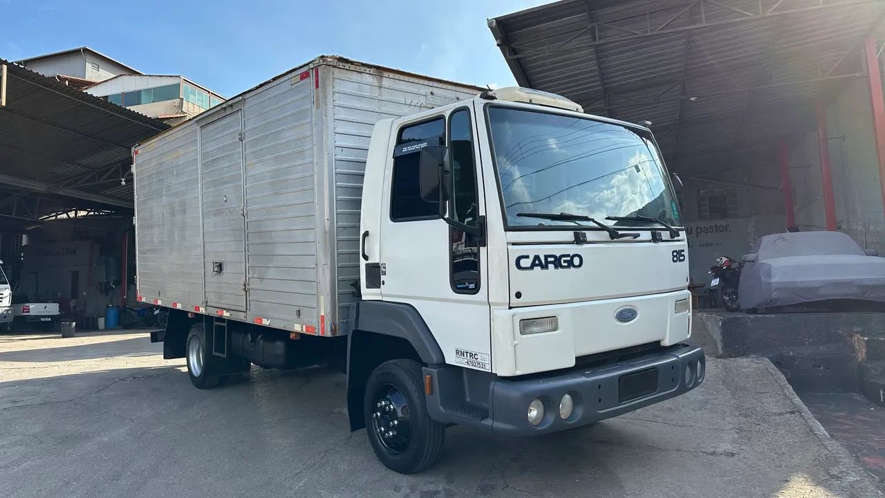 Ford 815 bau